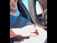 Play MP4 - Whats up LA - Stroking in the car