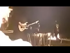 Play MP4 - Slipknot - Psychosocial