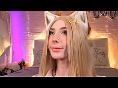 Play MP4 - Sweet Eaton Flaunting Her Feet On Cam