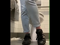Play MP4 - Follow me to the bathroom four times
