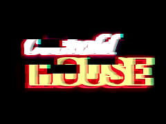 Play MP4 - Ela deixou o marido corno em casa e deu o c&uacute; para homem pauzudo na Cuckold House