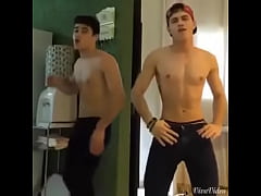 Play MP4 - 759307577522586