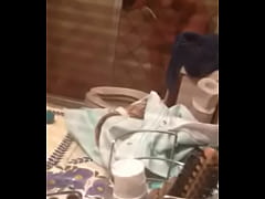 Play MP4 - Mi prima ba&ntilde;andose