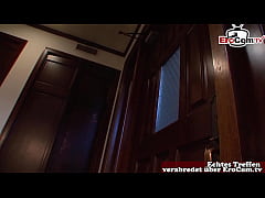 Play MP4 - kleine devote japanische teen beim creampie gangbang im hotel