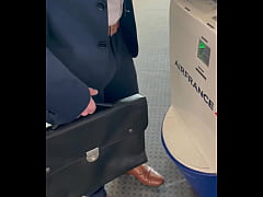 Play MP4 - Ici tu as le teaser public&period; Ayant une peur bleue de l'avion je d&eacute;cide de m'&period;&period;&period;