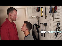 Play MP4 - Janitor Fucks A Tiny Twink