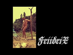 Play MP4 - nudist pilgrim FriidriX