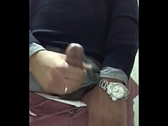 Play MP4 - Tirando leite no trabalho