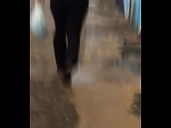 Play MP4 - loira rabuda na rua