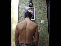 Play MP4 - Little flex