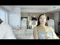 Play MP4 - Asian beauty got a facial waxing