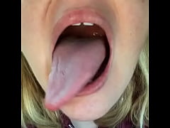 Play MP4 - trim&period;9FB74BDB-6FB8-4B89-9C46-C6BFEB8D5575&period;MOV