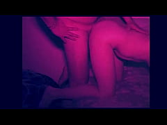 Play MP4 - Esposa disfrutar coger con sus amigos mientras el esposo los graba