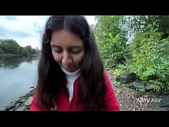 Play MP4 - Evening walk in the park ended with sex with a stranger in the bushes