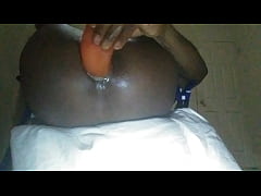 Play MP4 - pleasing my asshole with dildo