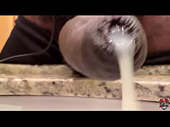 Play MP4 - Acho que postei um peda&ccedil;o desse v&iacute;deo em algum momento&comma; mas ontem vi esse trecho no cel e resolvi repostar&period; &num;uncut &num;cum&period;&period;&period;