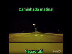 Play MP4 - Negaorubi pelado em vias p&uacute;blicas