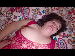 Play MP4 - Los mejores momentos con mi esposa amateur en posici&oacute;n de misionero mientras se toca su gran panocha