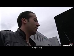 Play MP4 - I You Let Me Fuck Your Ass I Can Help With The Car