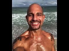 Play MP4 - THE HAPPY BEACH BODY PORNSTAR MAXXX LOADZ