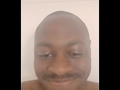 Play MP4 - I made my jeans disappear while taking a selfie for free