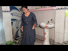 Play MP4 - Desi girl Puja bhabhi riding on cock