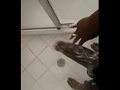 Play MP4 - Stroking in the shower