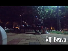 Play MP4 - Putaria gostosa na pracinha com novinho dotado