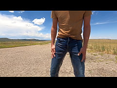 Play MP4 - Piss Roadtrip &num;6 - Abandoned 70's Car