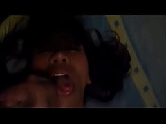 Play MP4 - travesti recibe mi leche en su cara