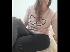 Play MP4 - Solo girl masturbation