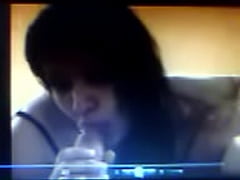 Play MP4 - Charity y&sol;o&rpar; giving head