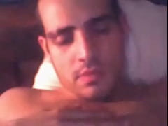 Play MP4 - luis-olavarrieta-actor-venezuela-msn-web-cam-paja-gay