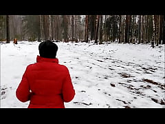 Play MP4 - Walking in fun MILF mini - skirt in the woods