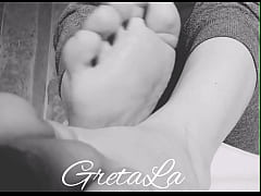 Play MP4 - A piedi nudi