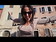 Play MP4 - you turn me on while I visit Venice&comma; full video on my Red Page&period;
