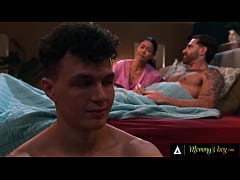 Play MP4 - MOMMY'S BOY - Petite Alexia Anders Gets Fucked By Stepbrother Next To Stepmom Dana Vespoli In 4-Some