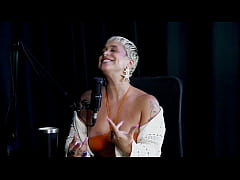 Play MP4 - Safada demonstra seu boquete&comma; bota o vibrador na buceta depois de dizer que prefere sexo de manh&atilde; e n&atilde;o engole gozo - Just Joana &lpar;WATCH ON&colon; SHEER&sol;RED&rpar;