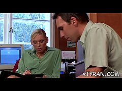 Play MP4 - Curvaceous diva gets cherry loving action