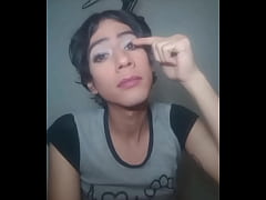 Play MP4 - Realfemboii en secion de maquillaje linda