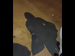 Play MP4 - MADURA CULONA EN HILO EN LA CALLE CON LEGGINS TRANSPARENTES