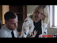 Play MP4 - Mylfex - The New Office's Girl Doing a Good Job