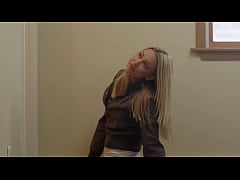 Play MP4 - Piranha Sharks&colon; Sexy Nude Girl Bath