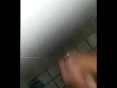 Play MP4 - ba&ntilde;o de leche