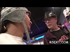 Play MP4 - Smokin' hot sweetheart with shaved pussy gives a steamy blowjob