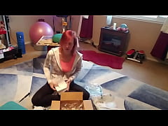 Play MP4 - Spoil me with presents