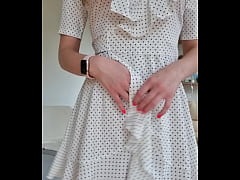 Play MP4 - Don&rsquo;t keep me waiting &period;&period; I&rsquo;m horny&period;&period;