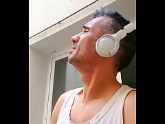 Play MP4 - - &num;39