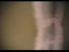 Play MP4 - Bajo la falda