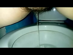 Play MP4 - my friend pissing